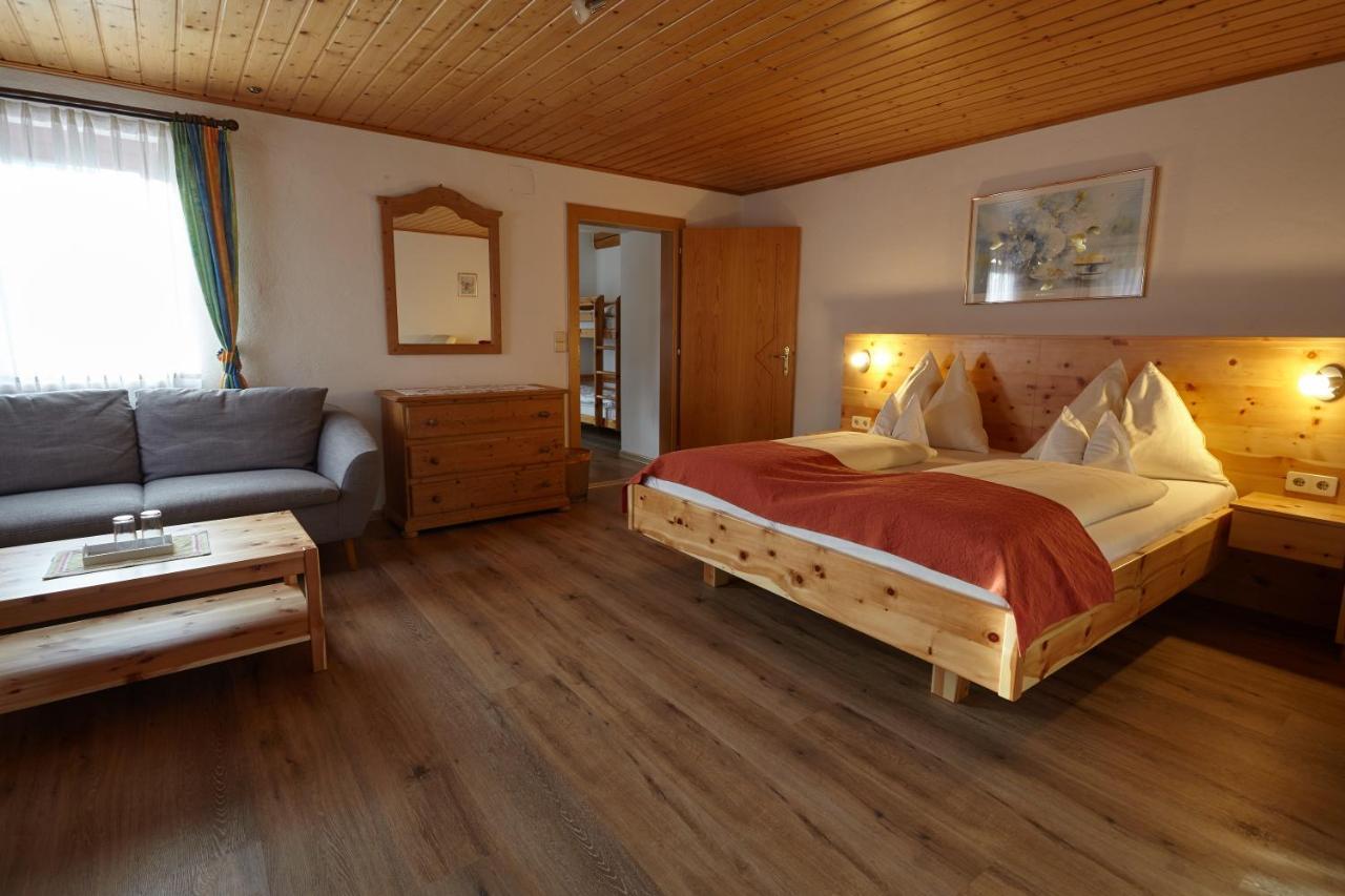 Sportbauernhof - Gasthaus Hochalmblick Krems in Kaernten Esterno foto