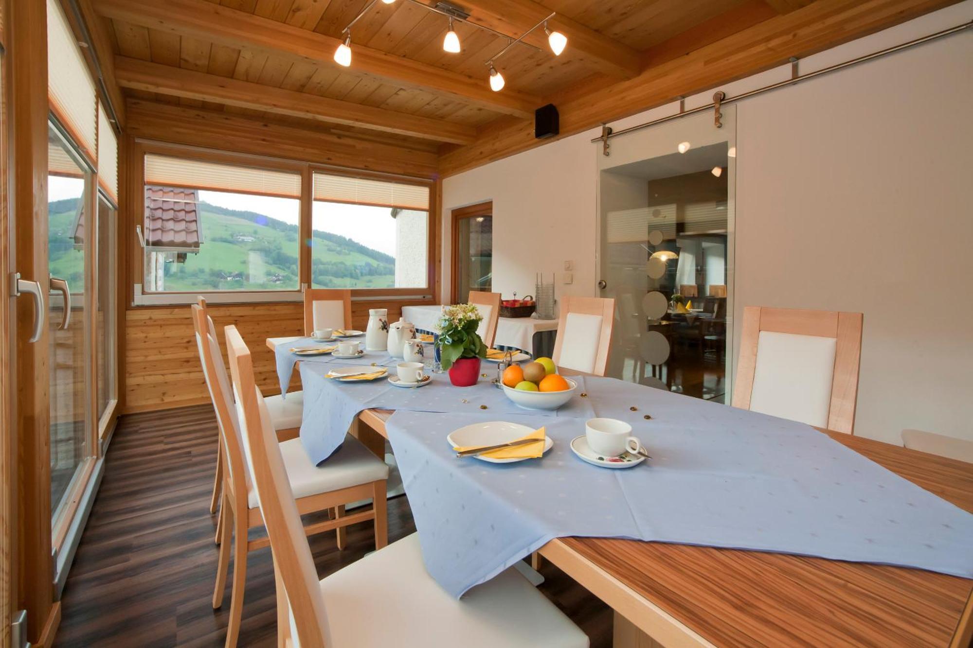 Sportbauernhof - Gasthaus Hochalmblick Krems in Kaernten Esterno foto