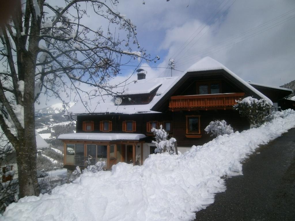 Sportbauernhof - Gasthaus Hochalmblick Krems in Kaernten Esterno foto