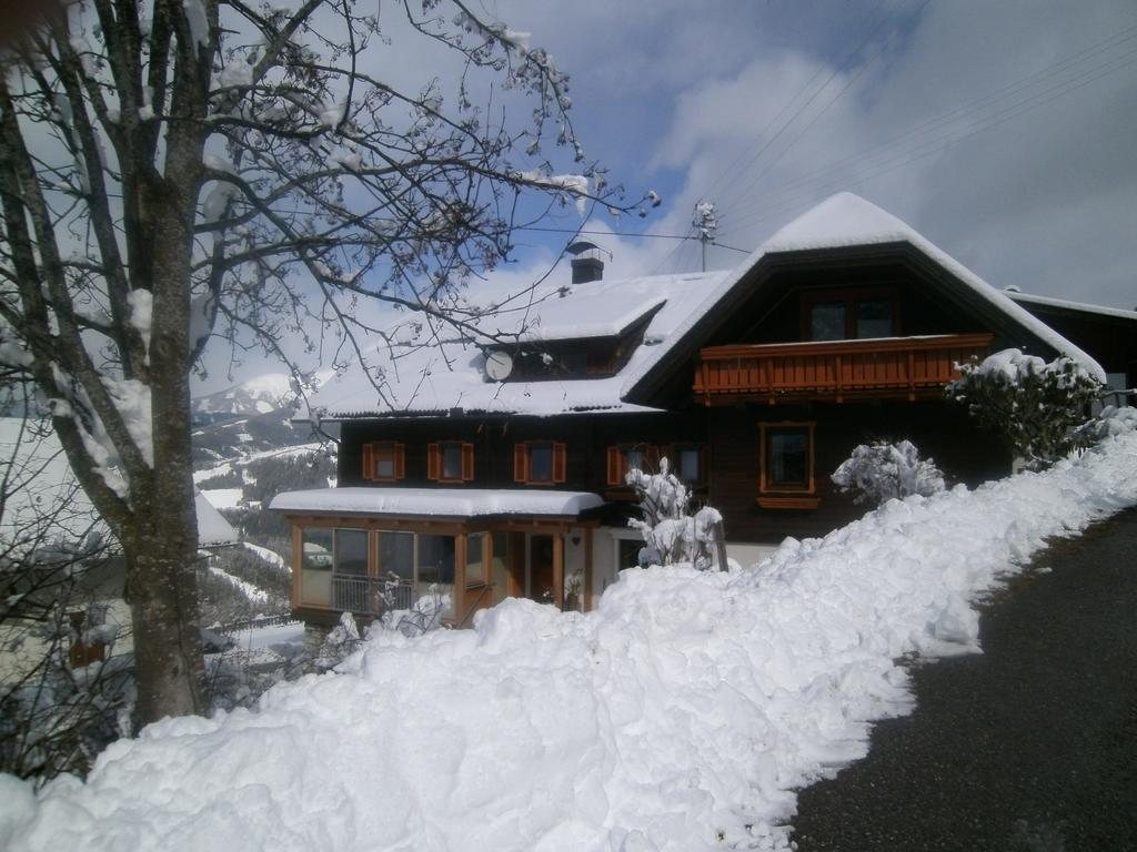 Sportbauernhof - Gasthaus Hochalmblick Krems in Kaernten Esterno foto