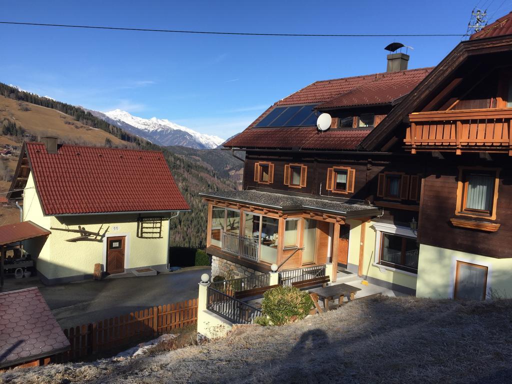 Hotel Sportbauernhof - Gasthaus Hochalmblick Krems in Kaernten Esterno foto